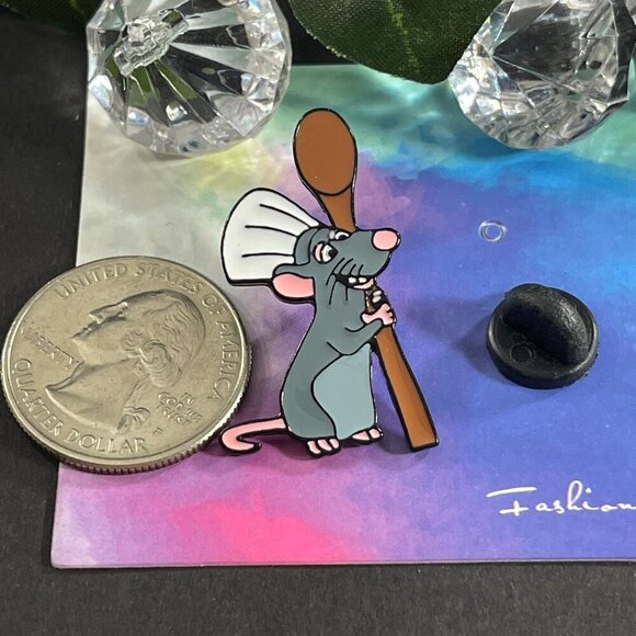 Ratatouille Mouse Lapel Pin Rat Chef Wood Spoon Badge Brooch Accessories Jewelry - Picture 3 of 11